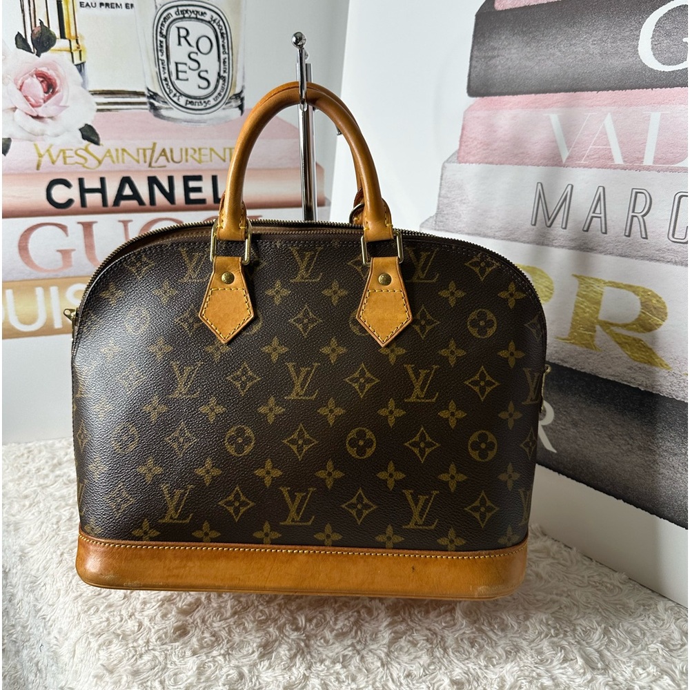 Louis Vuitton Alma PM 💯 % authentic - Picture 3 of 17